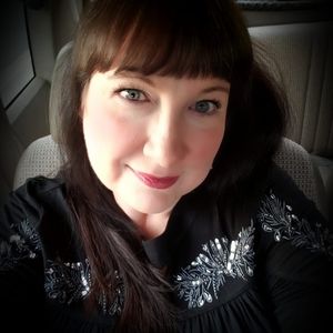 Meet your Posher, Nina